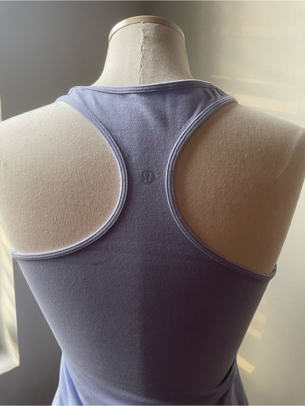 lululemon athletica Soft Lavender Scoop Neck Tank - Picture 3 of 3